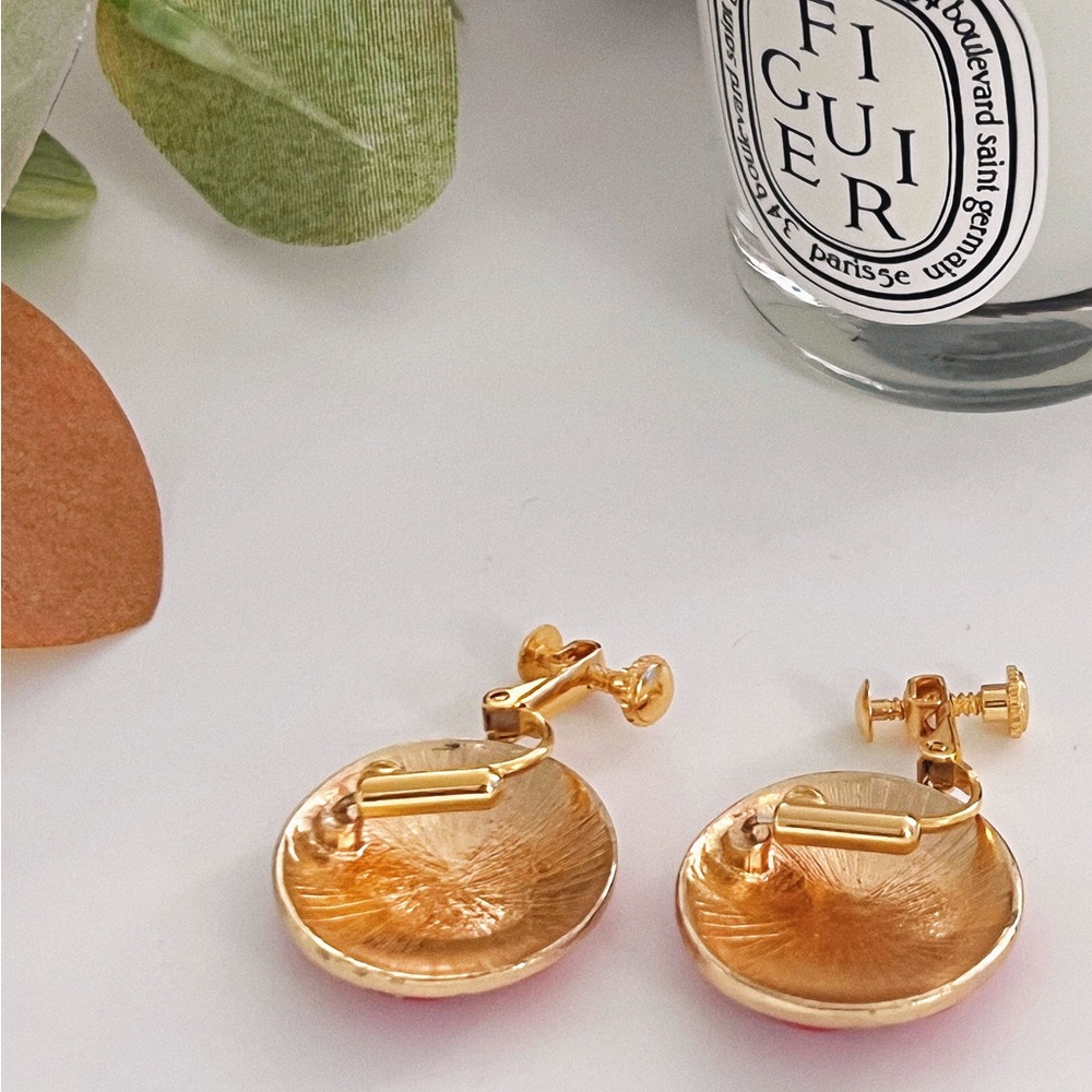 Ear clips - Picture 2 of 2